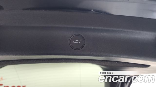 Tesla Model Y Standard Range RWD 2021 — фото 16