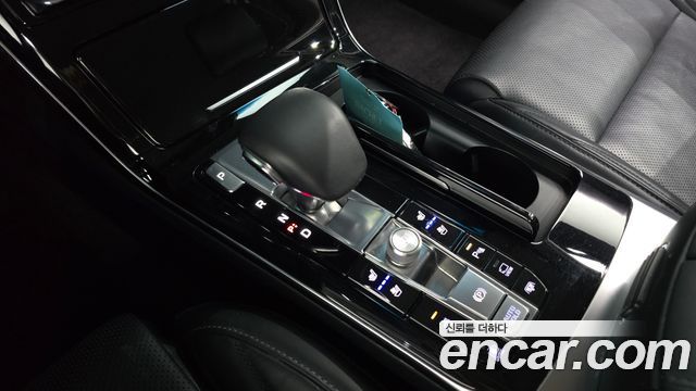 Kia K7 Premier 3.0 GDI Signature 2020 — фото 9