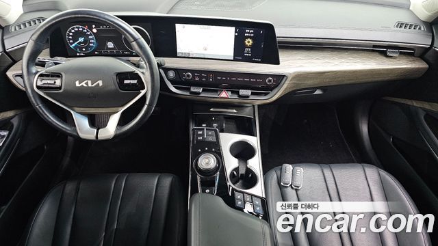 Kia K8 2.5 Gasoline 2WD Noblesse 2022 — фото 7