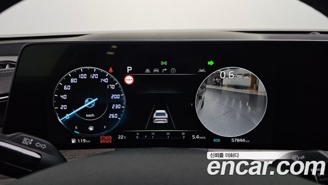 Kia K8 2.5 Gasoline 2WD Noblesse 2022 — фото 8