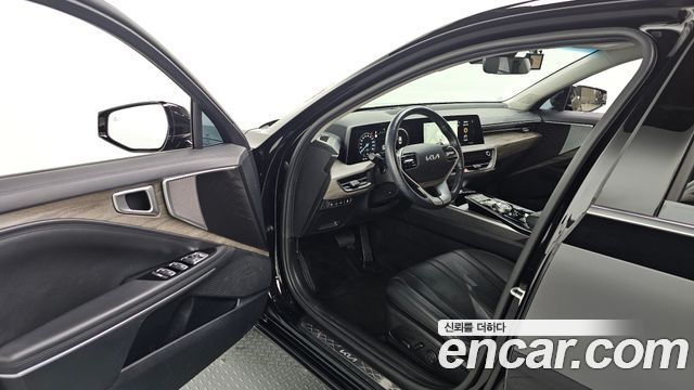 Kia K8 2.5 Gasoline 2WD Noblesse 2022 — фото 10