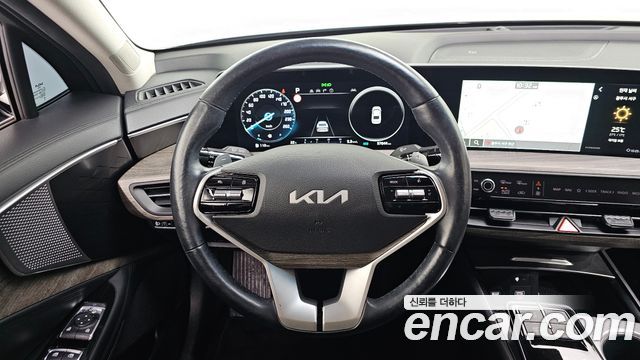Kia K8 2.5 Gasoline 2WD Noblesse 2022 — фото 13