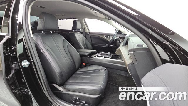 Kia K8 2.5 Gasoline 2WD Noblesse 2022 — фото 26