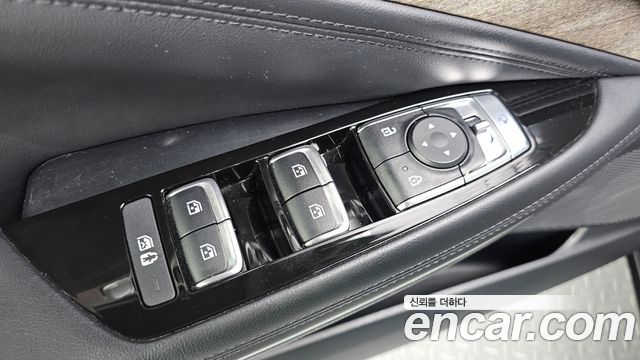 Kia K8 2.5 Gasoline 2WD Noblesse 2022 — фото 28
