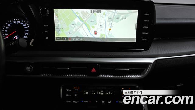 Kia K5 Hybrid (III) Prestige 2022 — фото 12