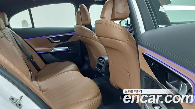 Mercedes-Benz E-Class (W214) E200 AMG Line 2026 — фото 10