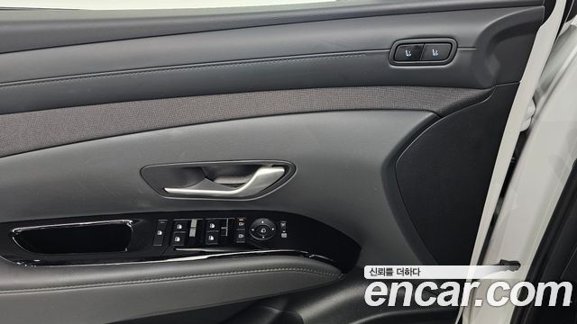 Hyundai Tucson Hybrid (NX4) HEV 1.6 2WD Inspiration 2024 — фото 17