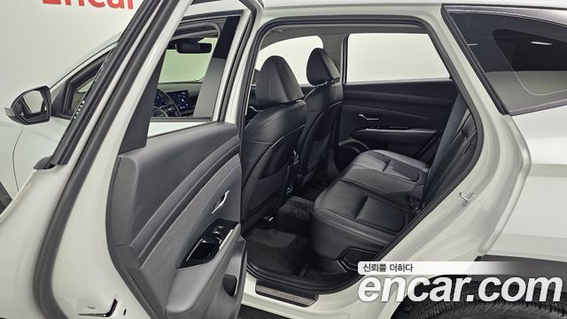 Hyundai Tucson Hybrid (NX4) HEV 1.6 2WD Inspiration 2024 — фото 31