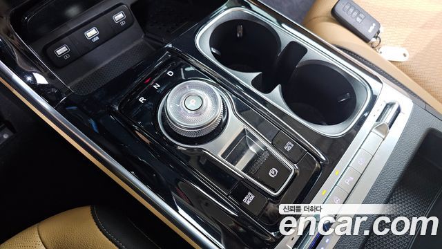 Kia Carnival (IV) Gasoline 9-Seater Signature 2023 — фото 9