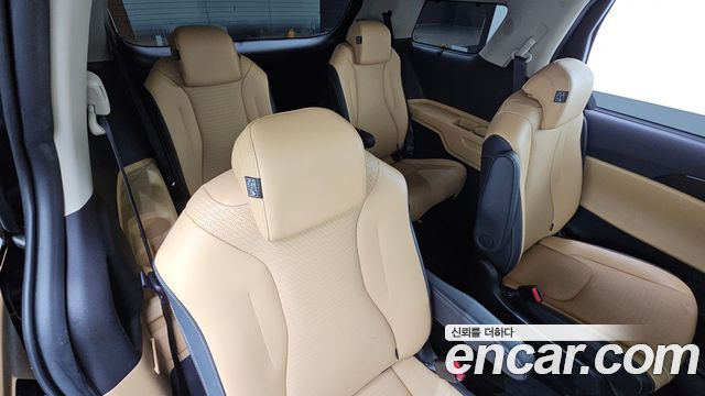 Kia Carnival (IV) Gasoline 9-Seater Signature 2023 — фото 11