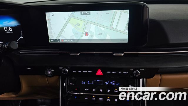Kia Carnival (IV) Gasoline 9-Seater Signature 2023 — фото 28