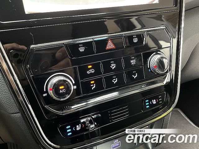 KG Mobility (SsangYong) Very New Tivoli Gasoline 1.5 2WD V5 2020 — фото 18