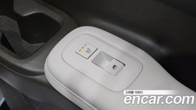 Hyundai Santa Fe (MX5) HEV 1.6 4WD Calligraphy 2025 — фото 17