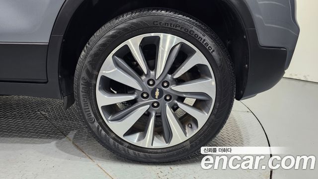 Chevrolet Trax 1.4 Premier 2020 — фото 5