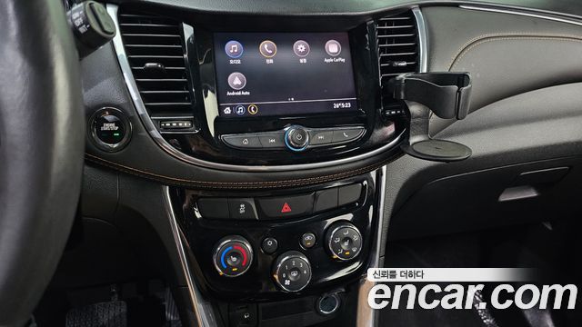 Chevrolet Trax 1.4 Premier 2020 — фото 14