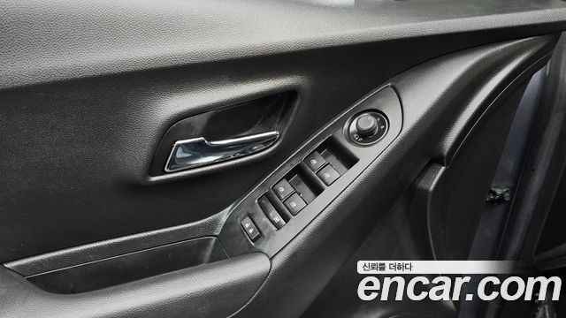 Chevrolet Trax 1.4 Premier 2020 — фото 16