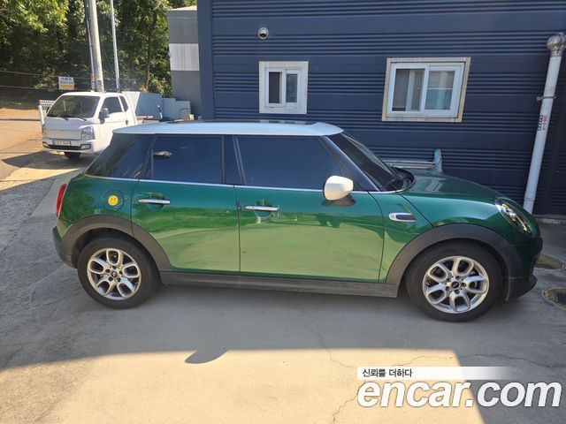 MINI Cooper HIGH Third Generation 2021 — фото 13