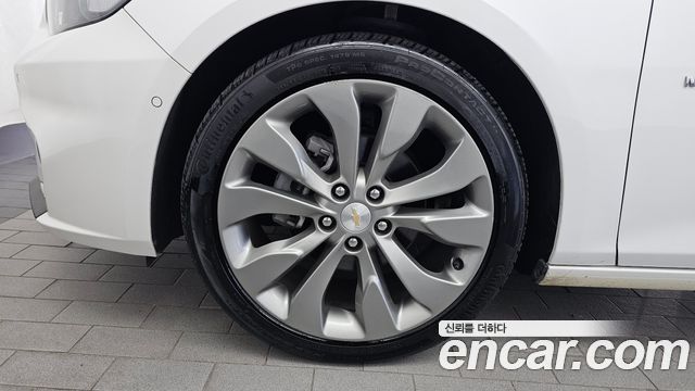 Chevrolet Malibu 2.0 Turbo LT Permium 2017 — фото 5