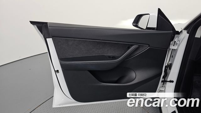 Tesla Model Y Performance AWD 2021 — фото 24