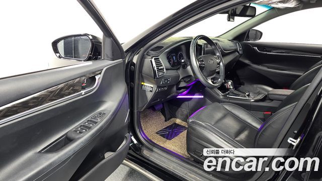 Hyundai Grandeur (IG) 2.4 Premium 2019 — фото 10