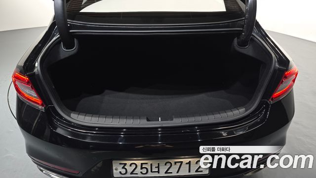 Hyundai Grandeur (IG) 2.4 Premium 2019 — фото 17