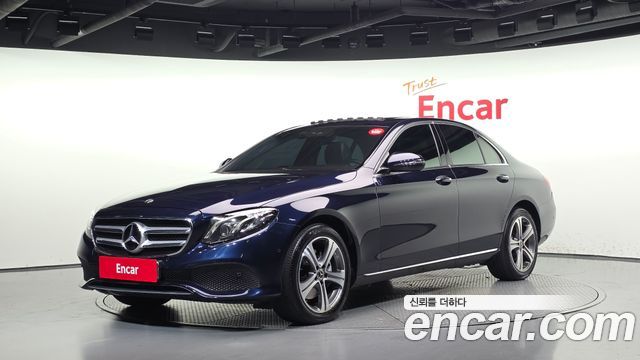 Mercedes-Benz E-Class (W213) E220d Avantgarde 2019 — фото 1