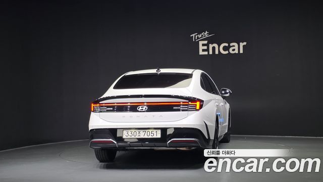 Hyundai Sonata The Edge (DN8) 1.6 Turbo Exclusive 2024 — фото 4