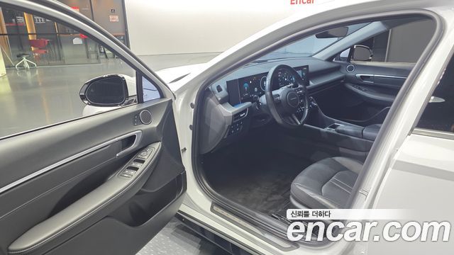 Hyundai Sonata The Edge (DN8) 1.6 Turbo Exclusive 2024 — фото 10