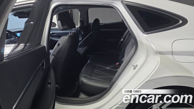 Hyundai Sonata The Edge (DN8) 1.6 Turbo Exclusive 2024 — фото 11