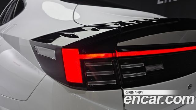Hyundai Sonata The Edge (DN8) 1.6 Turbo Exclusive 2024 — фото 23