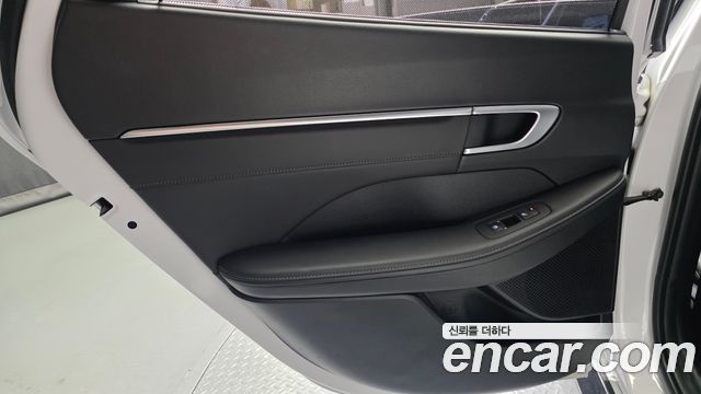 Hyundai Sonata The Edge (DN8) 1.6 Turbo Exclusive 2024 — фото 25