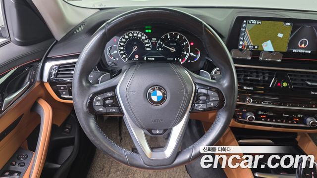 BMW 5 Series (G30) 520d Luxury Special Edition 2018 — фото 12
