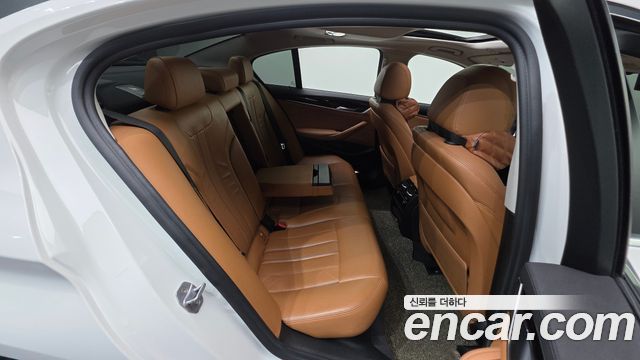 BMW 5 Series (G30) 520d Luxury Special Edition 2018 — фото 17