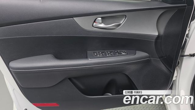 Kia K3 Prestige 2020 — фото 24