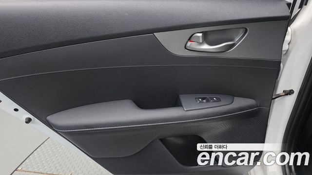 Kia K3 Prestige 2020 — фото 25