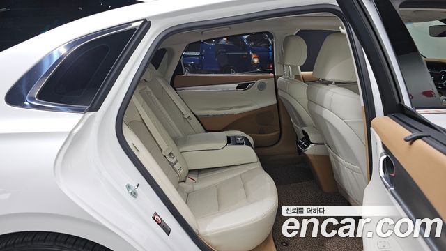 Hyundai Grandeur (IG) 3.0 LPi Exclusive 2022 — фото 32