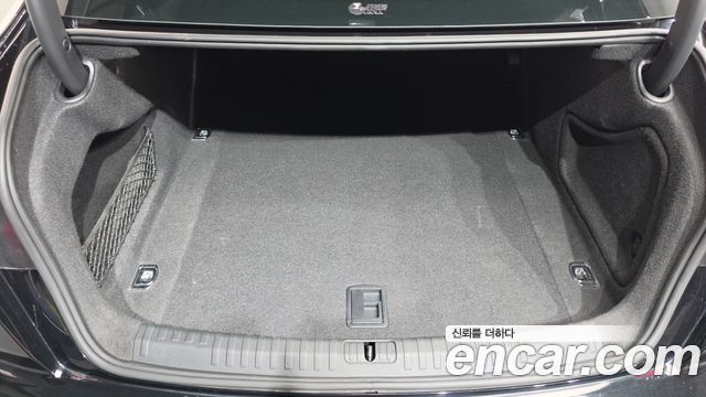 Audi A6 (C8) 40 TDI Premium 2023 — фото 20