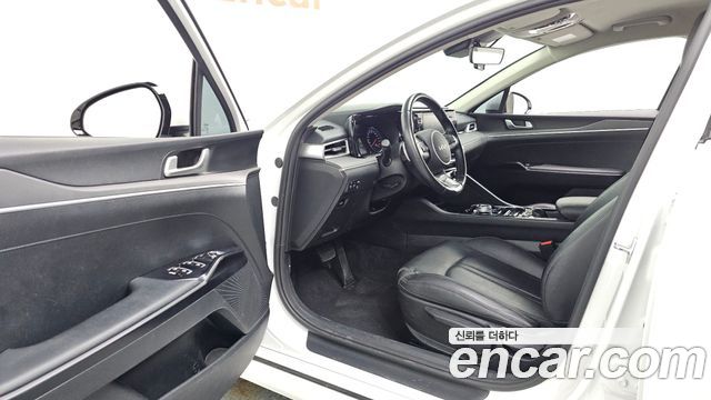 Kia K5 (III) 2.0 LPI(Renter car) Strandard 2023 — фото 10