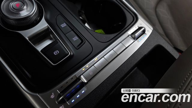 Kia Carnival (IV) HEV 9 seater Prestige 2024 — фото 17