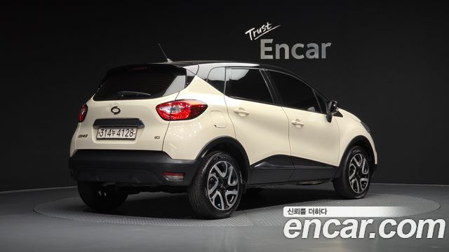 Renault Korea QM3 RE 2016 — фото 2