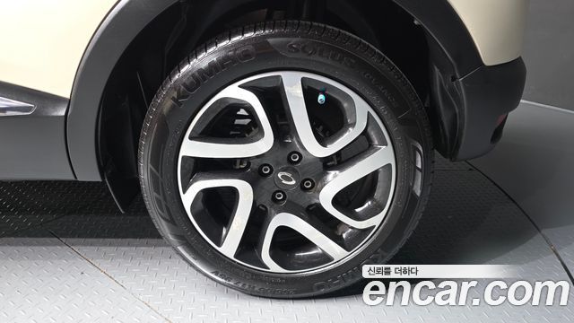 Renault Korea QM3 RE 2016 — фото 5