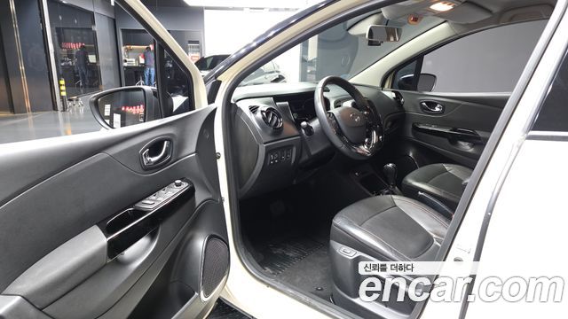 Renault Korea QM3 RE 2016 — фото 10