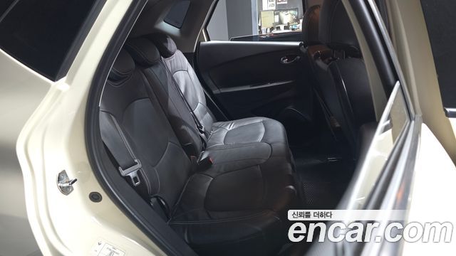 Renault Korea QM3 RE 2016 — фото 12