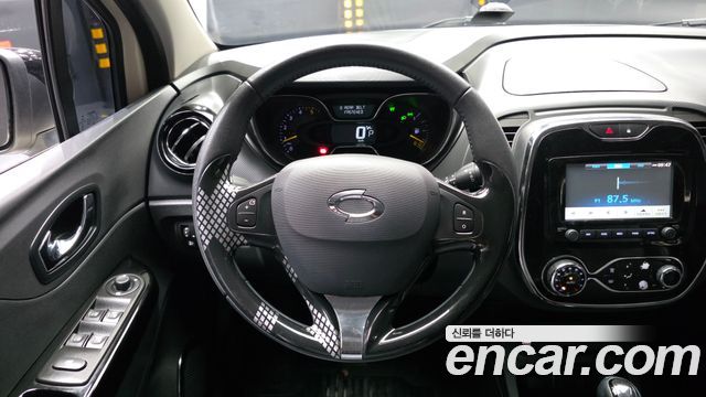 Renault Korea QM3 RE 2016 — фото 13