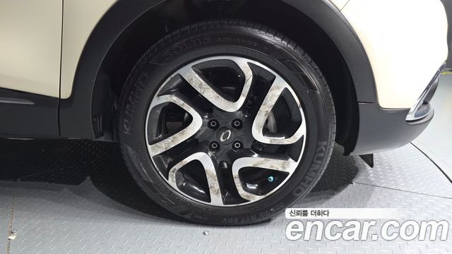Renault Korea QM3 RE 2016 — фото 21
