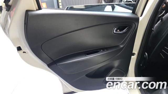 Renault Korea QM3 RE 2016 — фото 25