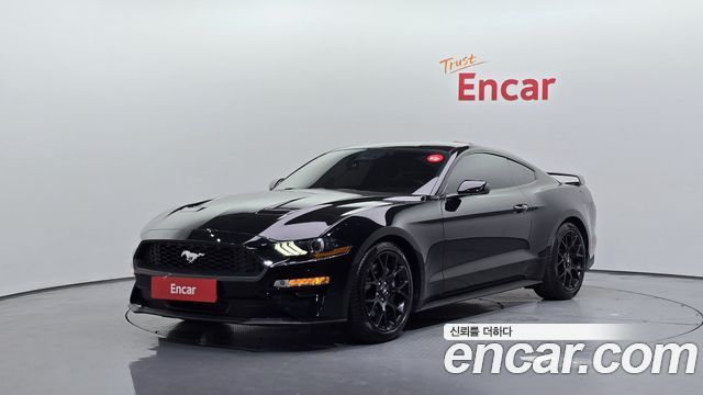 Ford Mustang Coupe