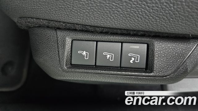 Jeep Avenger Altitude 2024 — фото 15