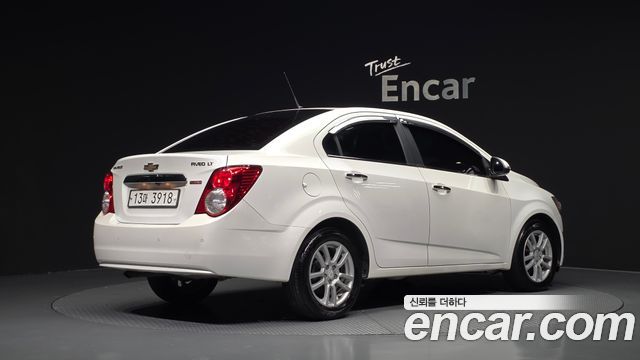 Chevrolet Aveo Sedan 1.4 Turbo LT hi-deluxe 2015 — фото 2