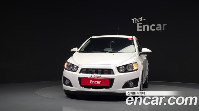 Chevrolet Aveo Sedan 1.4 Turbo LT hi-deluxe 2015 — фото 3